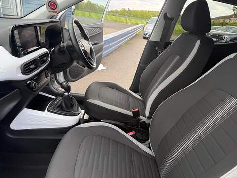 Hyundai i10 1.0 Premium Euro 6 (s/s) 5dr - U80257
