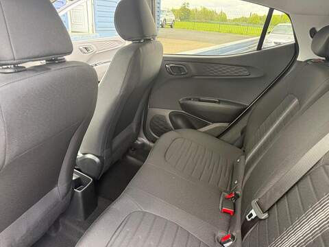 Hyundai i10 1.0 Premium Euro 6 (s/s) 5dr - U80257
