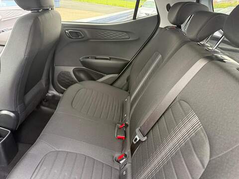 Hyundai i10 1.0 Premium Euro 6 (s/s) 5dr - U80257
