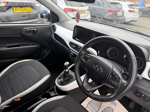 Hyundai i10 1.0 Premium Euro 6 (s/s) 5dr - U80257
