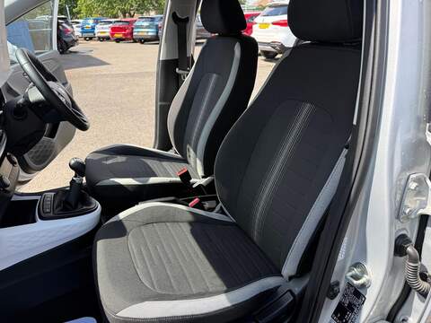 Hyundai i10 1.0 Premium Euro 6 (s/s) 5dr - U80257