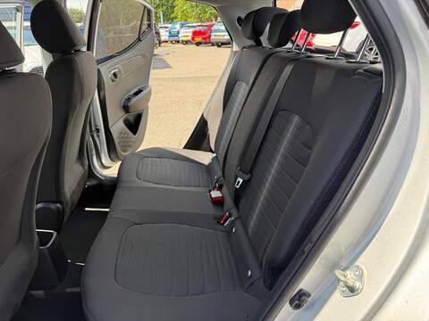 Hyundai i10 1.0 Premium Euro 6 (s/s) 5dr - U80257