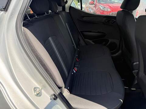 Hyundai i10 1.0 Premium Euro 6 (s/s) 5dr - U80257