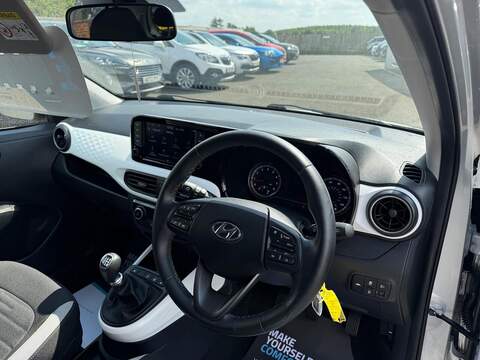 Hyundai i10 1.0 Premium Euro 6 (s/s) 5dr - U80257