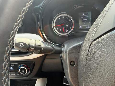Hyundai i10 1.0 Premium Euro 6 (s/s) 5dr - U80257