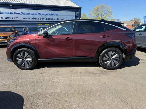 Nissan ARIYA 63kWh Advance Auto 5dr 7.4kW Charger - U80258