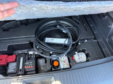 Nissan ARIYA 63kWh Advance Auto 5dr 7.4kW Charger - U80258
