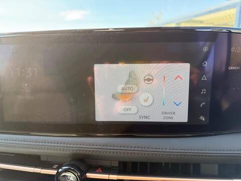 Nissan ARIYA 63kWh Advance Auto 5dr 7.4kW Charger - U80258