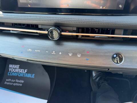 Nissan ARIYA 63kWh Advance Auto 5dr 7.4kW Charger - U80258
