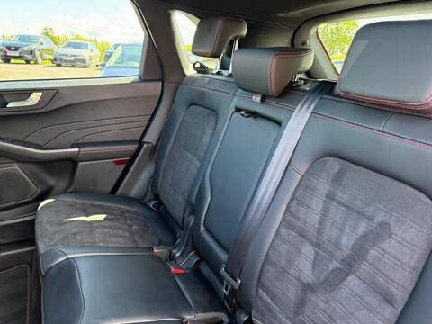 Ford Kuga 2.5h Duratec ST-Line X Edition CVT Euro 6 (s/s) 5dr - U80259