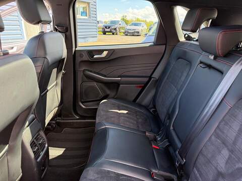 Ford Kuga 2.5h Duratec ST-Line X Edition CVT Euro 6 (s/s) 5dr - U80259