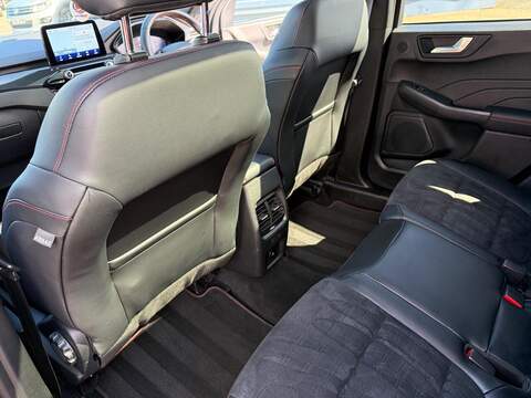 Ford Kuga 2.5h Duratec ST-Line X Edition CVT Euro 6 (s/s) 5dr - U80259