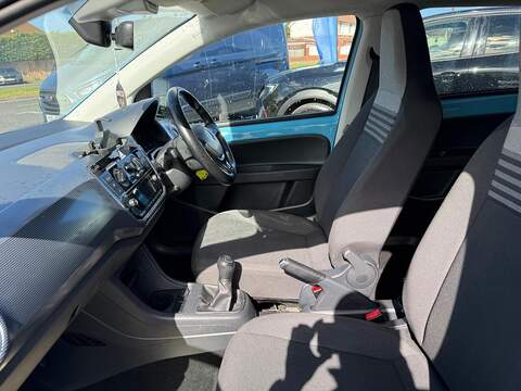 Volkswagen up! 1.0 R-Line Euro 6 (s/s) 5dr - U80260