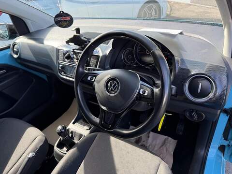 Volkswagen up! 1.0 R-Line Euro 6 (s/s) 5dr - U80260