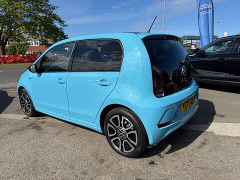 Volkswagen up! 1.0 R-Line Euro 6 (s/s) 5dr - U80260