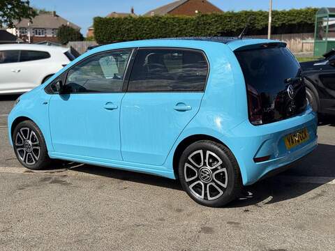 Volkswagen up! 1.0 R-Line Euro 6 (s/s) 5dr - U80260