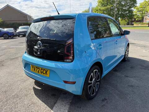 Volkswagen up! 1.0 R-Line Euro 6 (s/s) 5dr - U80260