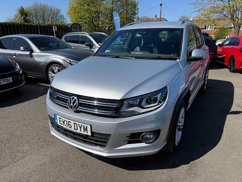 Volkswagen Tiguan 2.0 TDI BlueMotion Tech R-Line Edition DSG 4WD Euro 6 (s/s) 5dr - U80261