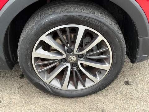 Vauxhall Crossland X 1.2 Turbo Elite Nav SUV 5dr Petrol Auto Euro 6 (s/s) (130 ps) - U80266