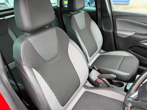 Vauxhall Crossland X 1.2 Turbo Elite Nav SUV 5dr Petrol Auto Euro 6 (s/s) (130 ps) - U80266