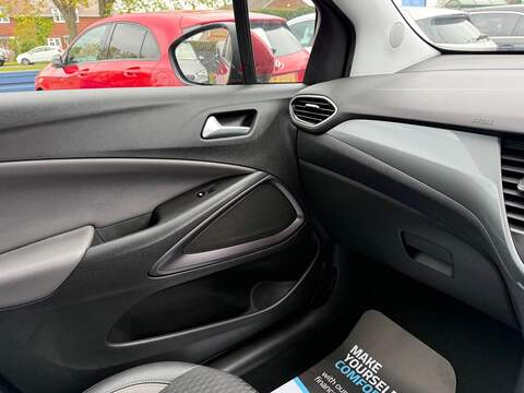 Vauxhall Crossland X 1.2 Turbo Elite Nav SUV 5dr Petrol Auto Euro 6 (s/s) (130 ps) - U80266