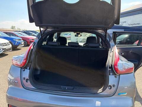 Nissan Juke 1.5 dCi 8v Tekna SUV 5dr Diesel Manual Euro 5 (s/s) (110 ps) - U80267