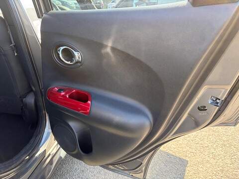 Nissan Juke 1.5 dCi 8v Tekna SUV 5dr Diesel Manual Euro 5 (s/s) (110 ps) - U80267