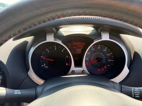 Nissan Juke 1.5 dCi 8v Tekna SUV 5dr Diesel Manual Euro 5 (s/s) (110 ps) - U80267