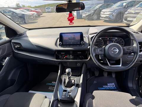 Nissan Qashqai 1.3 DIG-T MHEV Acenta Premium Euro 6 (s/s) 5dr SUV 1.3 Manual Petrol Hybrid - U80269