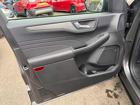 Ford Kuga 1.5T EcoBoost Titanium Edition Euro 6 (s/s) 5dr - U80277