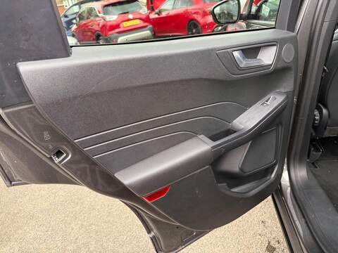 Ford Kuga 1.5T EcoBoost Titanium Edition Euro 6 (s/s) 5dr - U80277