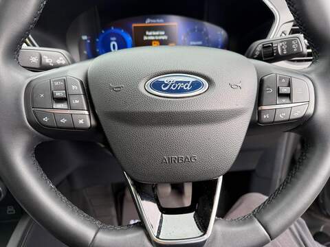 Ford Kuga 1.5T EcoBoost Titanium Edition Euro 6 (s/s) 5dr - U80277