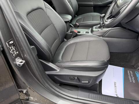 Ford Kuga 1.5T EcoBoost Titanium Edition Euro 6 (s/s) 5dr - U80277