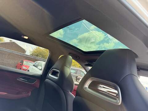 MG MG HS 1.5 T-GDI 16.6kWh Exclusive SUV 5dr Petrol Plug-in Hybrid Auto Euro 6 (s/s) (258 ps) - U80283