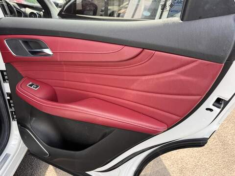 MG MG HS 1.5 T-GDI 16.6kWh Exclusive SUV 5dr Petrol Plug-in Hybrid Auto Euro 6 (s/s) (258 ps) - U80283