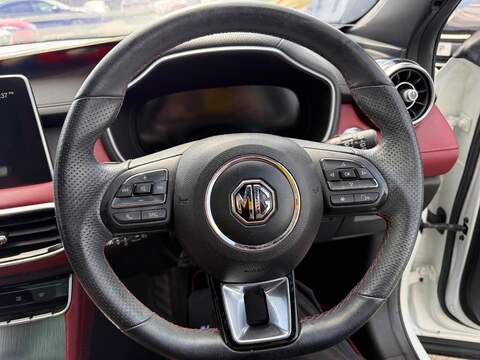 MG MG HS 1.5 T-GDI 16.6kWh Exclusive SUV 5dr Petrol Plug-in Hybrid Auto Euro 6 (s/s) (258 ps) - U80283