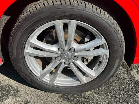 Audi Q3 2.0 TDI S line SUV 5dr Diesel Manual Euro 6 (s/s) (150 ps) - U80288