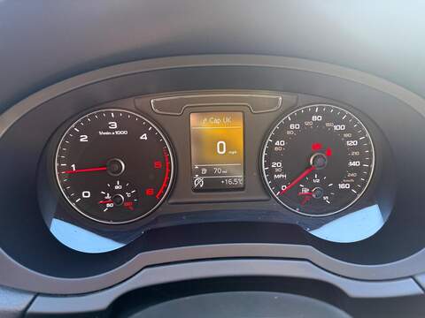 Audi Q3 2.0 TDI S line SUV 5dr Diesel Manual Euro 6 (s/s) (150 ps) - U80288