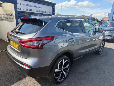 Nissan Qashqai 1.5 dCi Tekna SUV 5dr Diesel Manual Euro 6 (s/s) (115 ps) - U80290