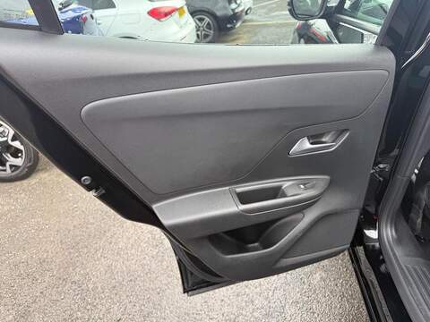 Vauxhall Mokka Electric 50kWh Ultimate SUV 5dr Electric Auto (136 ps) - U80295