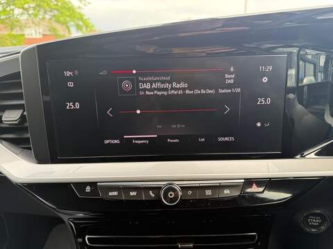 Vauxhall Mokka Electric 50kWh Ultimate SUV 5dr Electric Auto (136 ps) - U80295