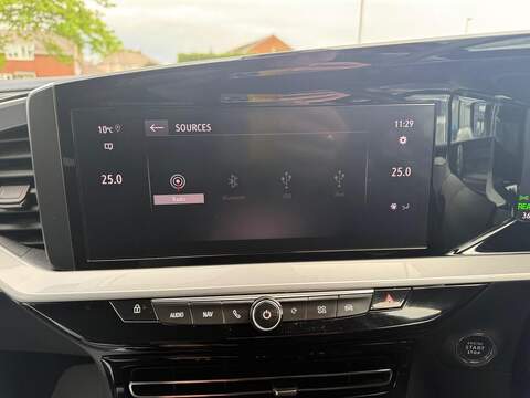 Vauxhall Mokka Electric 50kWh Ultimate SUV 5dr Electric Auto (136 ps) - U80295