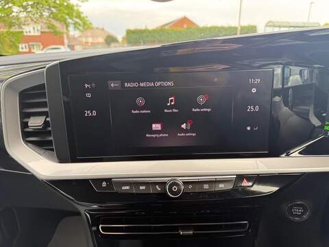 Vauxhall Mokka Electric 50kWh Ultimate SUV 5dr Electric Auto (136 ps) - U80295
