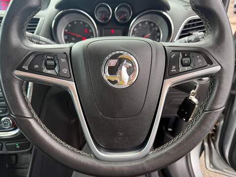 Vauxhall Mokka 1.6i Exclusiv SUV 5dr Petrol Manual 2WD Euro 6 (s/s) (115 ps) - U80296