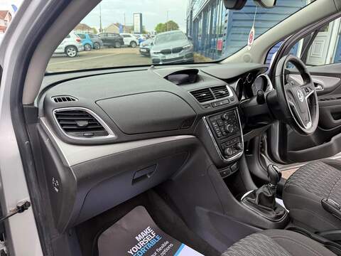 Vauxhall Mokka 1.6i Exclusiv SUV 5dr Petrol Manual 2WD Euro 6 (s/s) (115 ps) - U80296