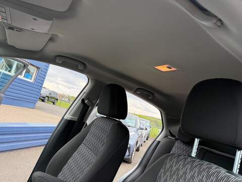 Vauxhall Mokka 1.6i Exclusiv SUV 5dr Petrol Manual 2WD Euro 6 (s/s) (115 ps) - U80296