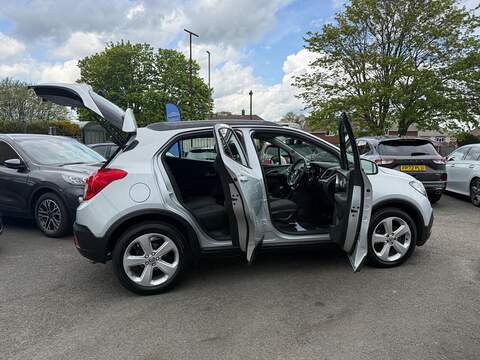 Vauxhall Mokka 1.6i Exclusiv SUV 5dr Petrol Manual 2WD Euro 6 (s/s) (115 ps) - U80296
