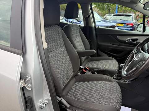 Vauxhall Mokka 1.6i Exclusiv SUV 5dr Petrol Manual 2WD Euro 6 (s/s) (115 ps) - U80296