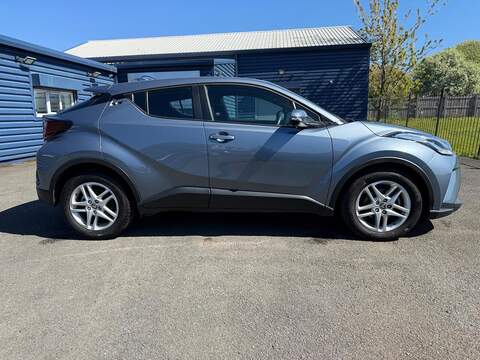 Toyota C-HR 1.8 VVT-h Icon CVT Euro 6 (s/s) 5dr - U80298