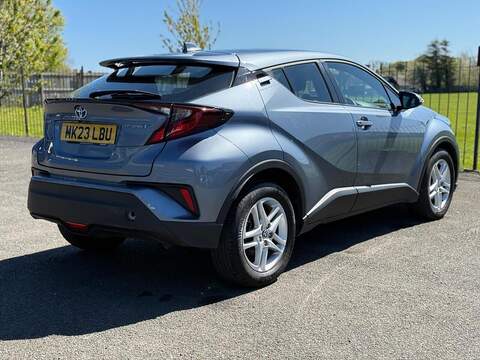 Toyota C-HR 1.8 VVT-h Icon CVT Euro 6 (s/s) 5dr - U80298